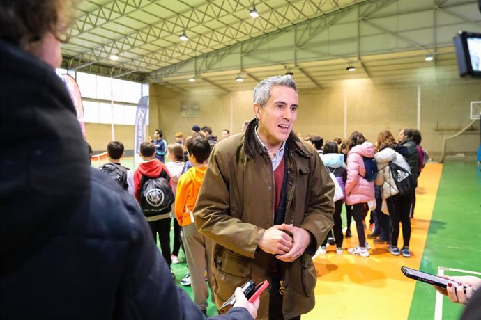 El vicepresidente del Gobierno, Pablo Zuloaga,presenta las Olimpiadas Escolares