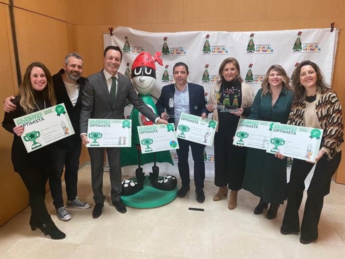 Responsables y pofesionales del Hospital Reina Sofía en la gala de los Premios Fundación Hospital Optimista.