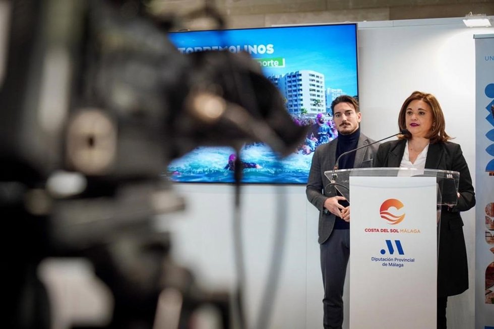 Intervención de la alcaldesa de Torremolinos, Margarita del Cid, durante la presentación de la campaña promocional del municipio 'Un verano infinito', en Fitur.