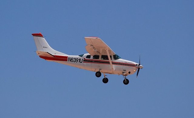 Cessna 206, el modo de avioneta estrellado.