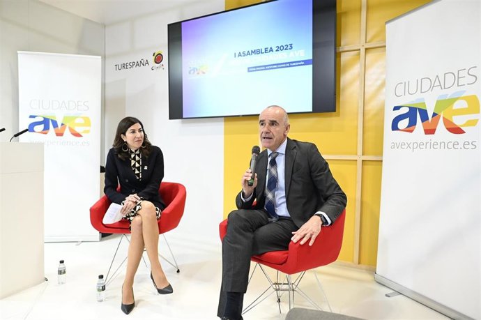 Nota De Prensa. Fitur. Red De Ciudades Ave