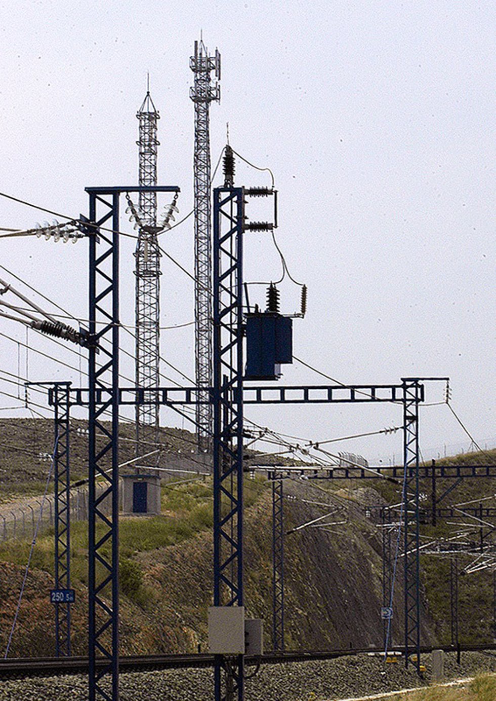 Archivo - Adif adjudica la red 5G de sus principales terminales logísticas a Nokia y Cellnex por 20,5 millones