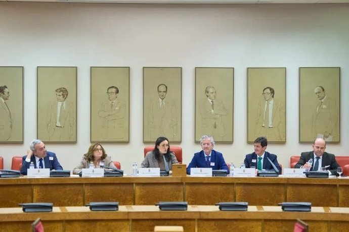 Jornada celebrada en el Congreso de los Diputados para tratar la Ley de Atención al Cliente que ha contado con la participación del director general de DigitalEs, Victor Calvo Sotelo