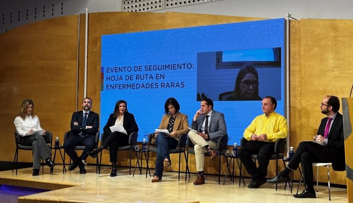 Foro Hoja de ruta enfermedades raras, impulsado por una decena de organizaciones de pacientes y sociedades científicas.