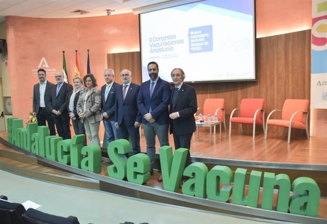 La consejera de Salud y Consumo de la Junta de Andalucía, Catalina García, en la inauguración del II Congreso de Vacunaciones de Andalucía.