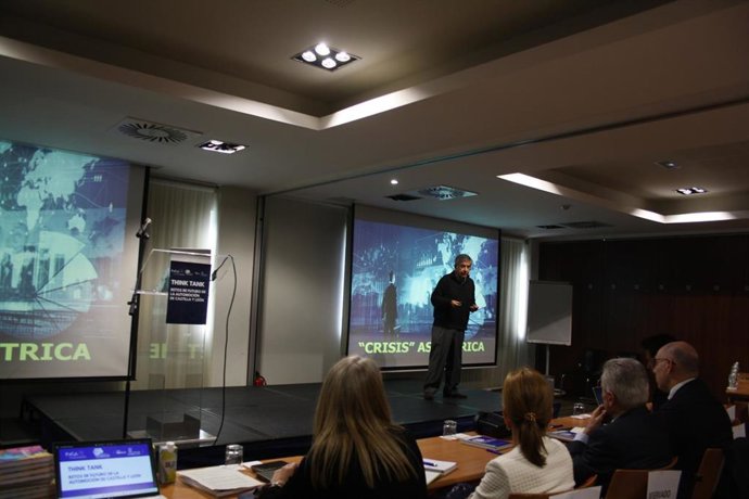 Marcos Urarte durante su intervención en la segunda jornada del think tank 'Polo de la Automoción'.