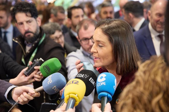 La ministra de Industria, Comercio y Turismo, Reyes Maroto, en Fitur