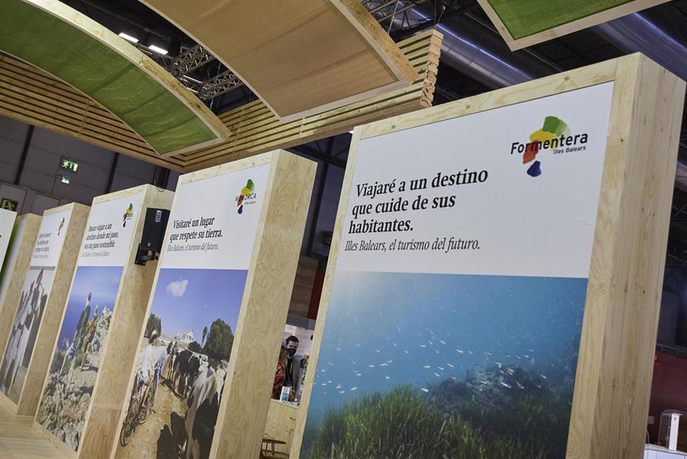 Archivo - Estand de las Islas Baleares durante el segundo día de la 42 edición de la Feria Internacional del Turismo, Fitur 2022, en Ifema Madrid, a 20 de enero de 2022, en Madrid (España).