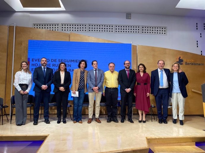 Pacientes, expertos y políticos refuerzan su compromiso en mejorar el abordaje de las enfermedades raras en España