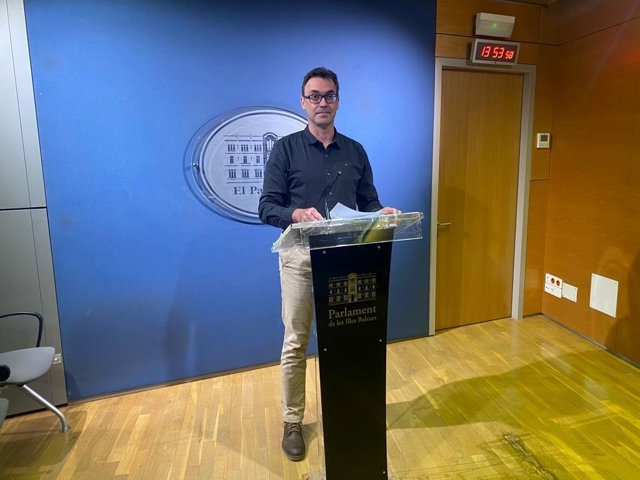 El portavoz parlamentario del PP, Toni Costa, tras la Junta de Portavoces.