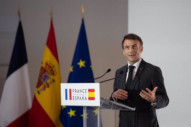 El presidente de Francia, Emmanuel Macron, comparece tras la firma de un Tratado de Amistad entre España y Francia