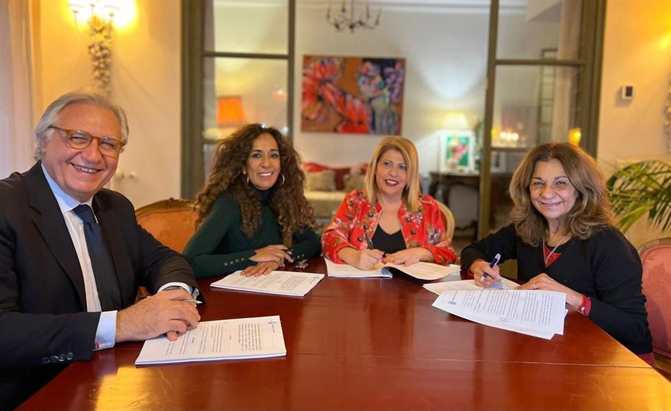 Ayuntamiento De Jerez Nota De Prensa + Foto Firma Convenio Hijas Lola Flores
