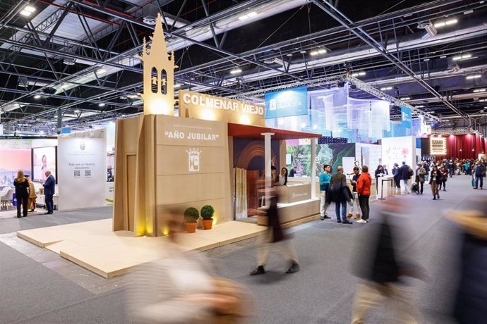 Colmenar Viejo se promociona en Fitur con un estand que simboliza la Basílica de la Asunción