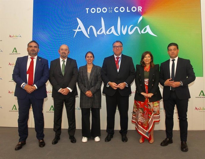 Presentación del acuerdo entre Marbella y la RFET para que la ciudad acoja una eliminatoria de la Billie Jean King Cup