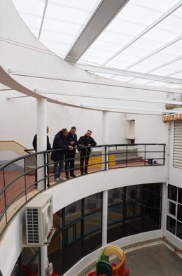 La Escuela Municipal Infantil 'Los Milagros' de Palos de la Frontera estrenará nuevo patio.