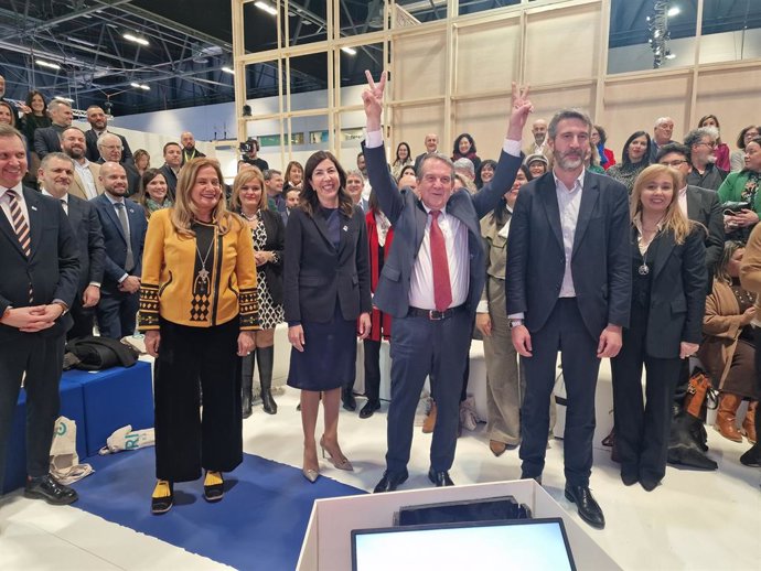 Abel Caballero en la presentación de Fitur.
