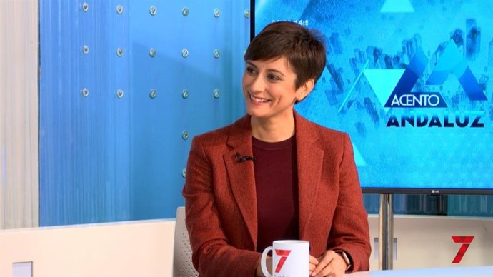 La ministra de Política Territorial y portavoz del Gobierno de España, Isabel Rodríguez, en una entrevista en 7TV Andalucía.