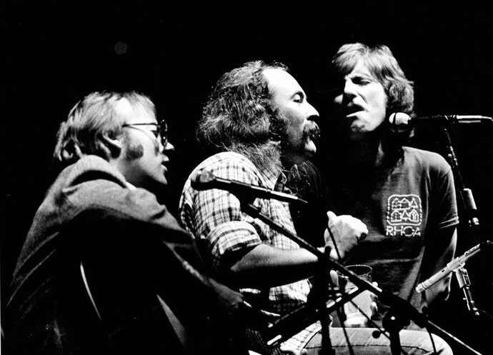 Los músicos David Crosby, Stephen Stills y Graham Nash (Archivo)