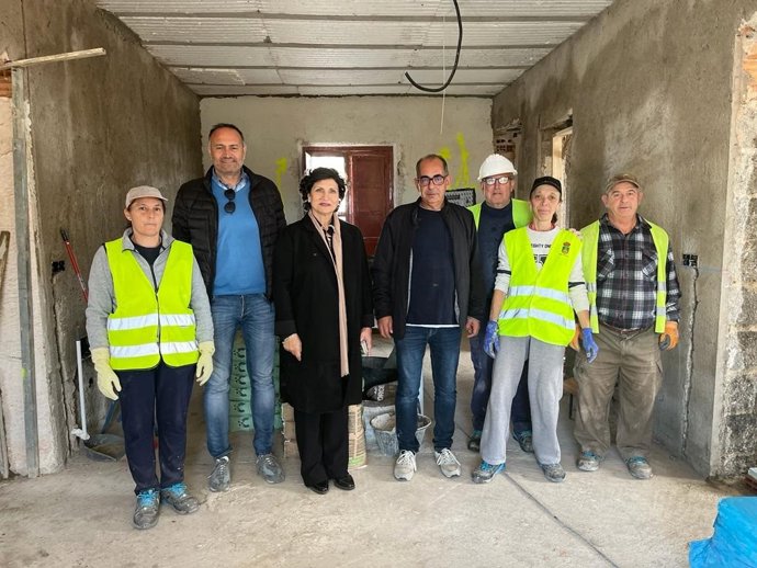 La delegada de Administración Pública visita Felix.