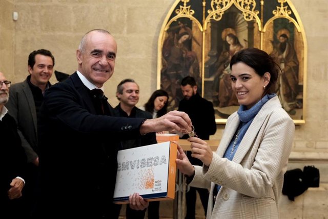 Nota De Prensa Y Fotos Entrega Viviendas Emvisesa