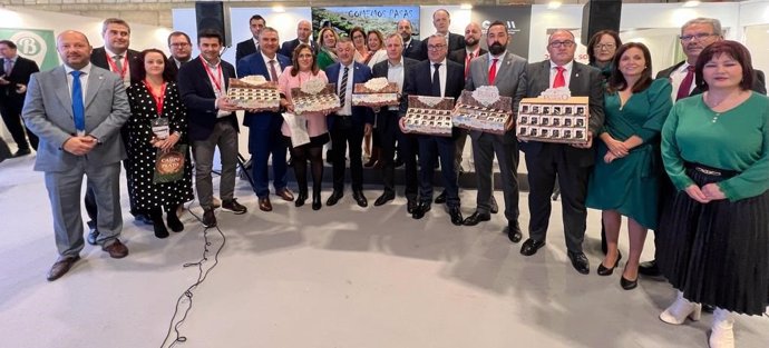 Mancomunidad cierra en Fitur la campaña 'Comemos Pasas de la Axarquía'