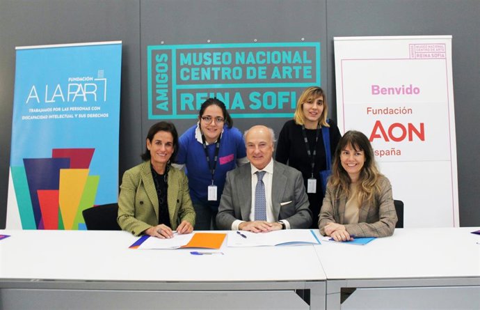 Fundación Aon renueva los convenios de prácticas laborales con la Fundación A la Par para personas con discapacidad intelectual