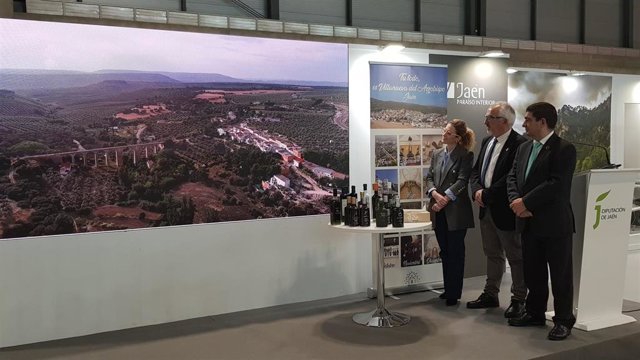 Presentación en Fitur de  la campaña 'Tu todo es Villanueva'