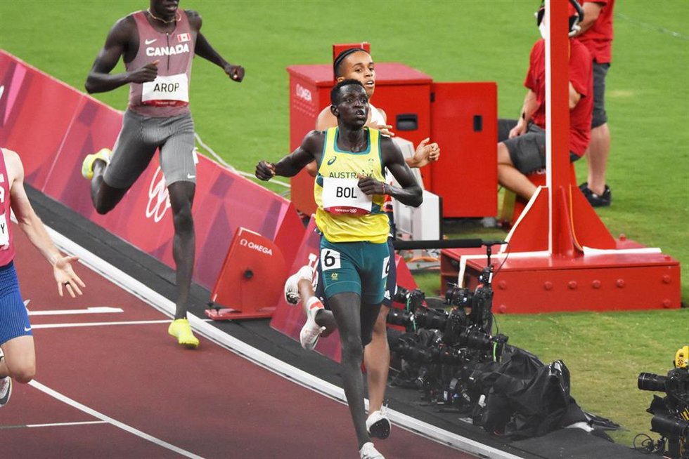 Archivo - El atleta australiano Peter Bol