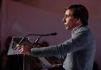 Almeida celebra la "buena noticia" de que aprobara la licencia del Palacio de Congresos, pero "llega 5 años tarde"