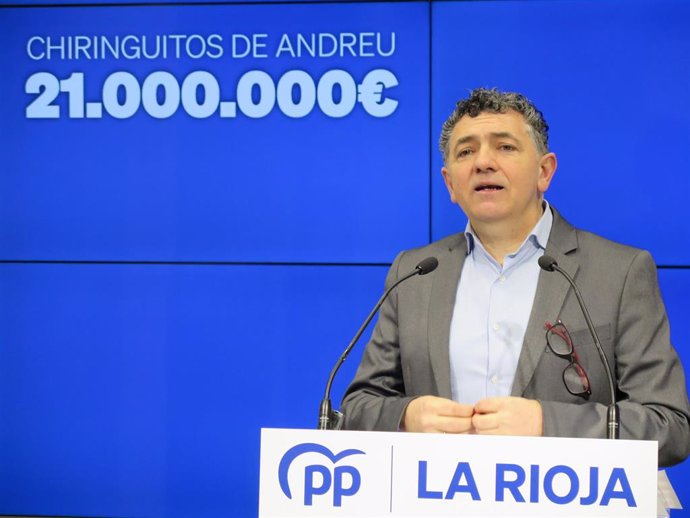 El diputado del PP Carlos Cuevas