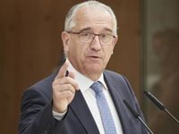 Alcalde Pamplona (UPN) denuncia la "traición" con la candidatura de Adanero pero no descarta acuerdo "si es necesario"