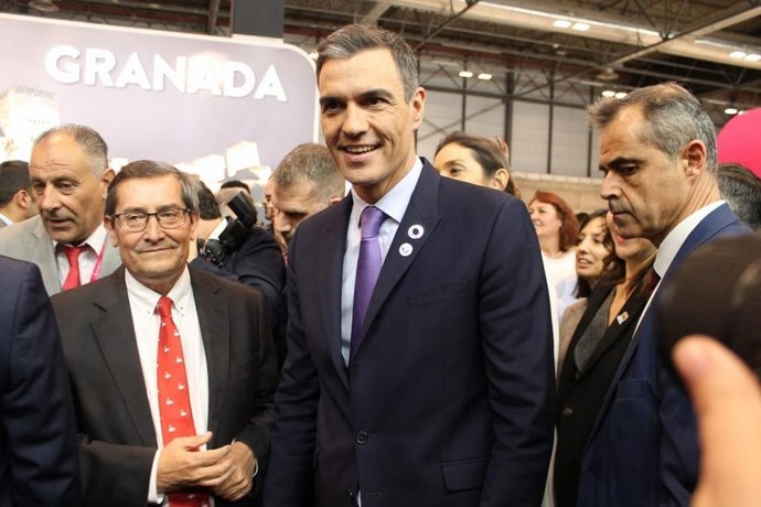 José Entrena y Pedro Sánchez, en Fitur 2023