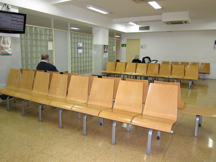 Archivo - Sala d'espera del CAP Manso de Barcelona