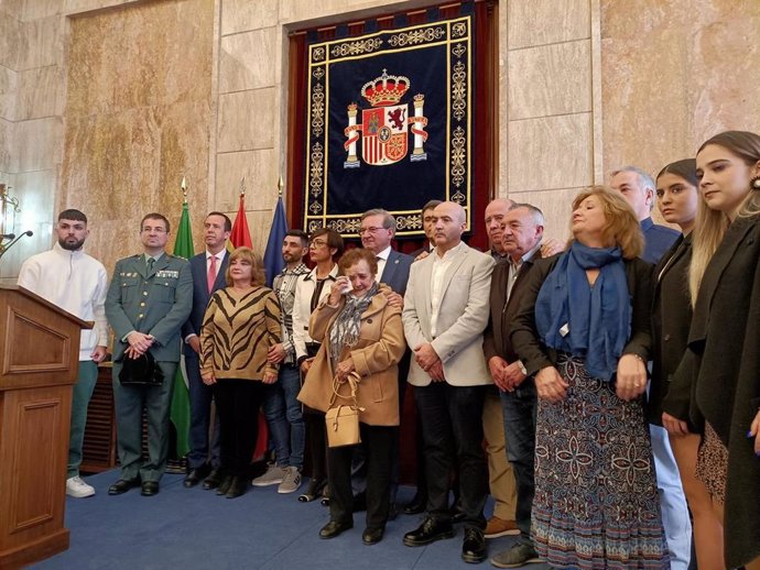 Acto de entrega de diplomas de reparación a los familiares de víctimas del 'Caso Almería'.