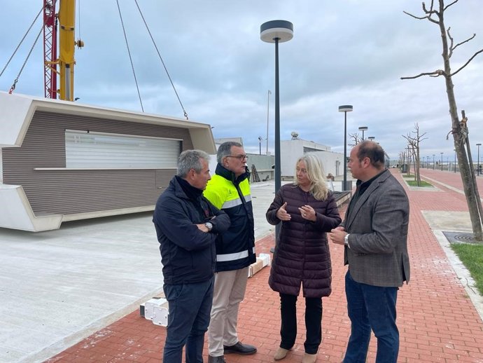 Mercedes COlombo y Óscar Curtido en Puerto América.