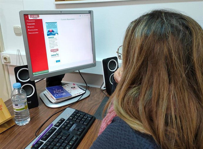 Curso 'Actualización en prevención de riesgos laborales y su normativa en los lugares de trabajo' que imparte CCOO tras un acuerdo con el Imdeec.