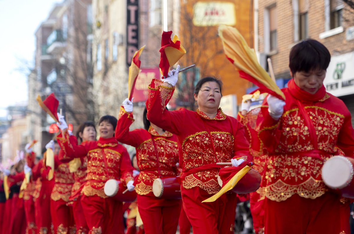 Villacís anima a disfrutar del Año Nuevo Chino en Usera, convertido en