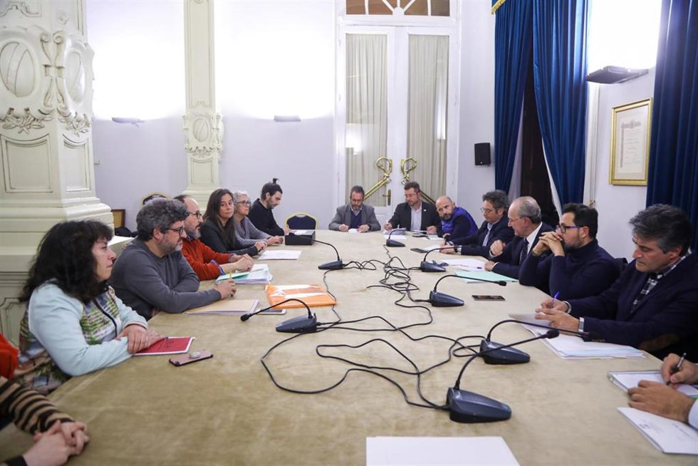 Reunión entre el Ayuntamiento de Málaga y La Invisible