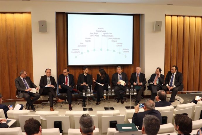 El director general de Esamur, Ignacio Díaz, durante su participación en la jornada