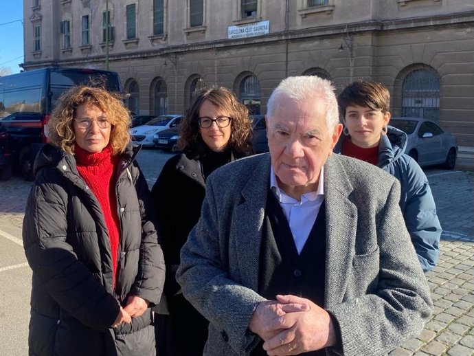 La regidora de l'Ajuntament de Barcelona per Sant Andreu, Montse Benedí; la consellera d'Igualtat i Feminismes, Tnia Verge; la diputada d'ERC al Congrés, Marta Rosique; i el candidat d'ERC a l'Ajuntament, Ernest Maragall