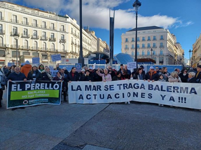Una manifestación denuncia en Madrid la erosión de "más del 60% del litoral mediterráneo"