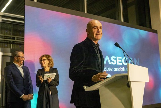 El alcalde de Sevilla, Antonio Muñoz, en la gala de entrega de los 35 Premios Asecan del Cine Andaluz