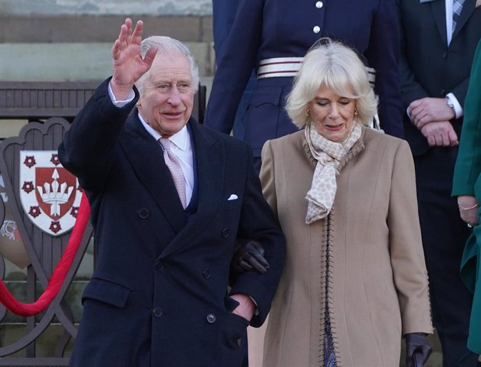 El rey Carlos III de Inglaterra y la reina consorte Camilla Parker-Bowles