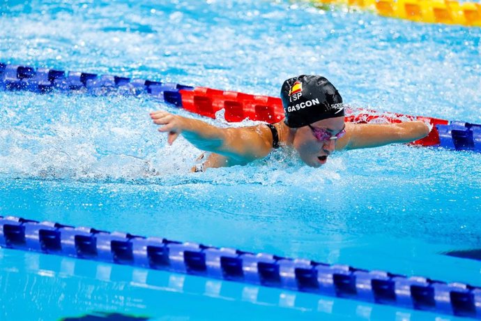 Archivo - La nadadora española Sarai Gascón durante los 100 metros mariposa S9 de los Juegos Paralímpicos de Tokio