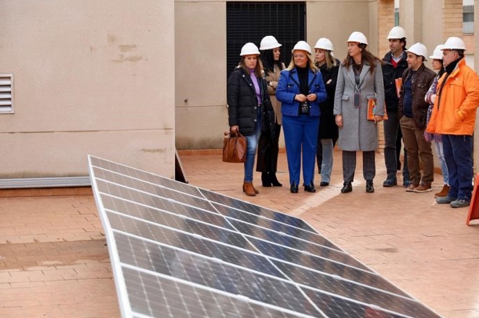 Visita obras de eficiencia energética en el centro de protección de menores de Linares