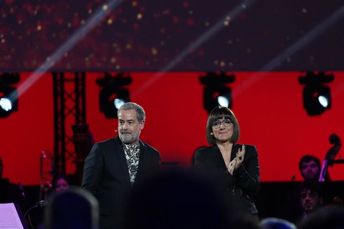 La presidenta de la Acadmia del Cinema Catal, Judith Colell, y el vicepresidente, Carlos R. Ríos