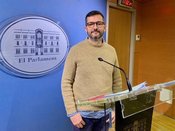 El diputado del PSIB Joan Ferrer, en rueda de prensa.