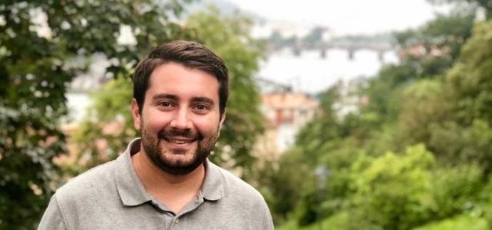 Archivo - El presidente del Comité de Alcaldes del PP y alcalde de Alaró, Lloren Perelló