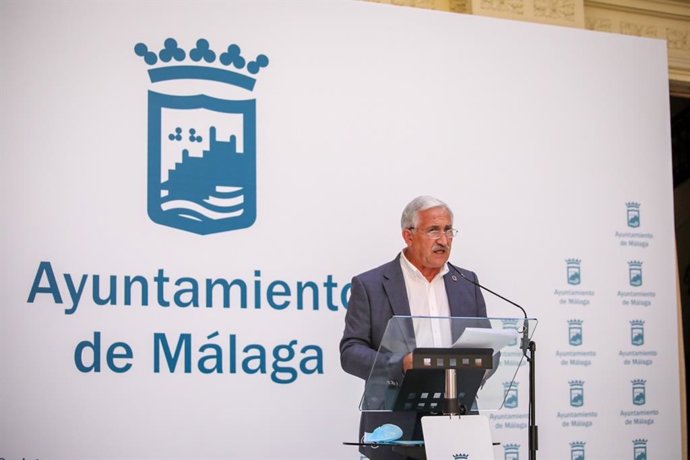 Archivo - El concejal del Área de Movilidad, José del Río, en rueda de prensa en una imagen de archivo 
