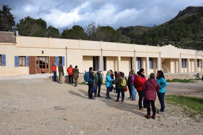 Jornada de puertas abiertas para conocer el nuevo refugio de Galatzó.